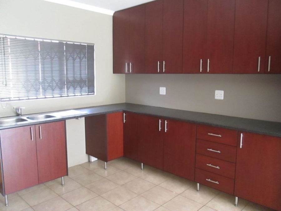 To Let 2 Bedroom Property for Rent in Universitas Ridge Free State